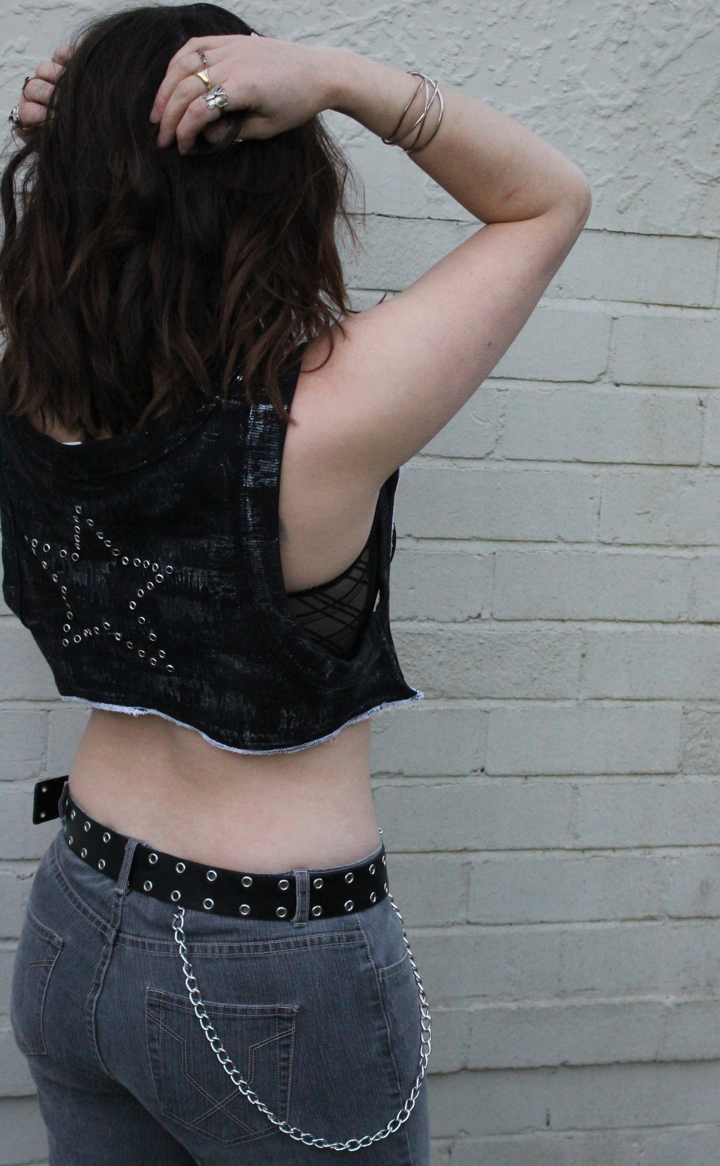 Décolletage Irritable Crop