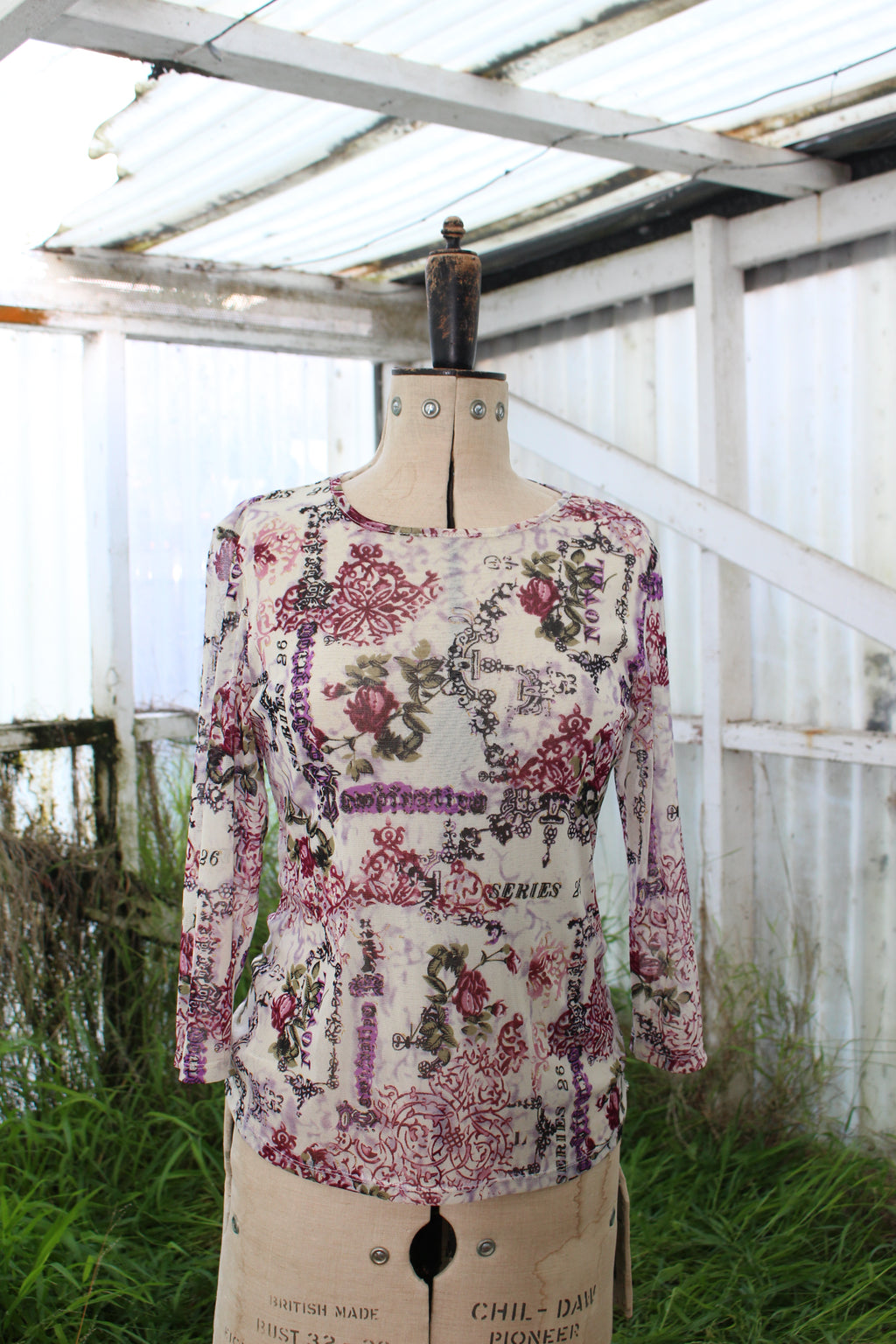 Meshed Purple Sparkly Y2K Graphic 3/4